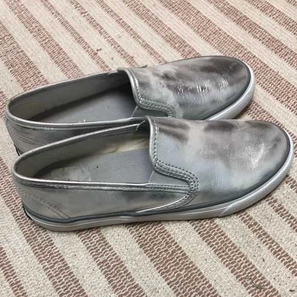 | Sperry | metallic slip ons. Size 7. - Picture 5 of 5